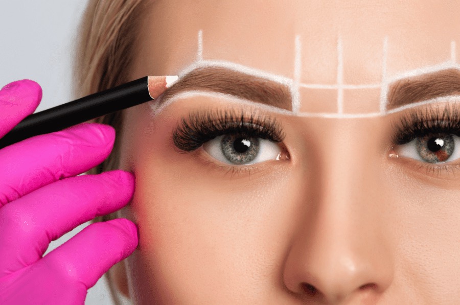 Rediseño de cejas en Muy Lolitas